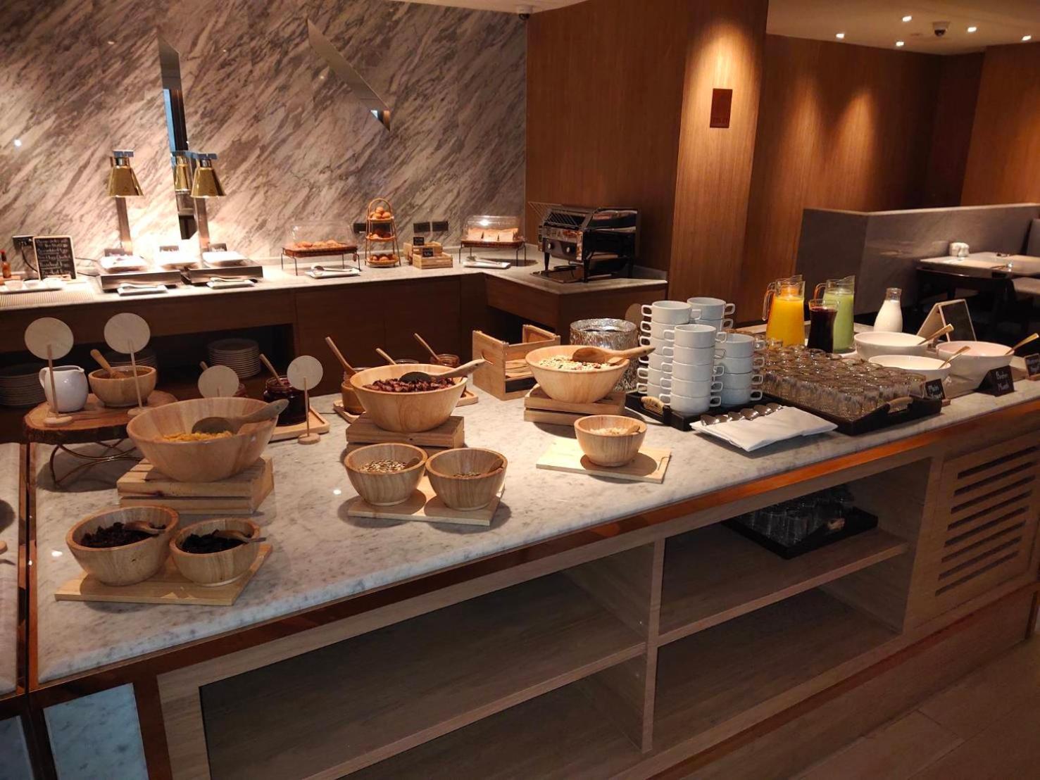 Ayathorn Bangkok Hotell Eksteriør bilde
